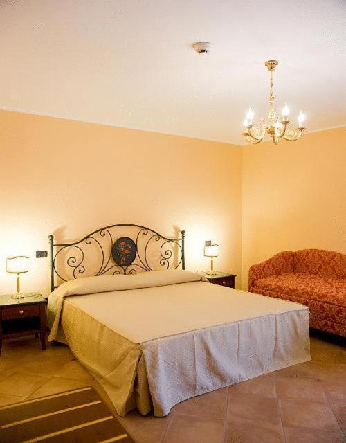 Agostiniana Hotel Santa Teresa Di Riva Exterior photo